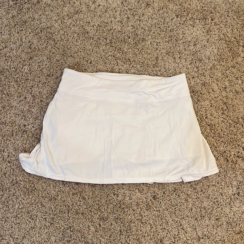 Lulu lemon white tennis skirt